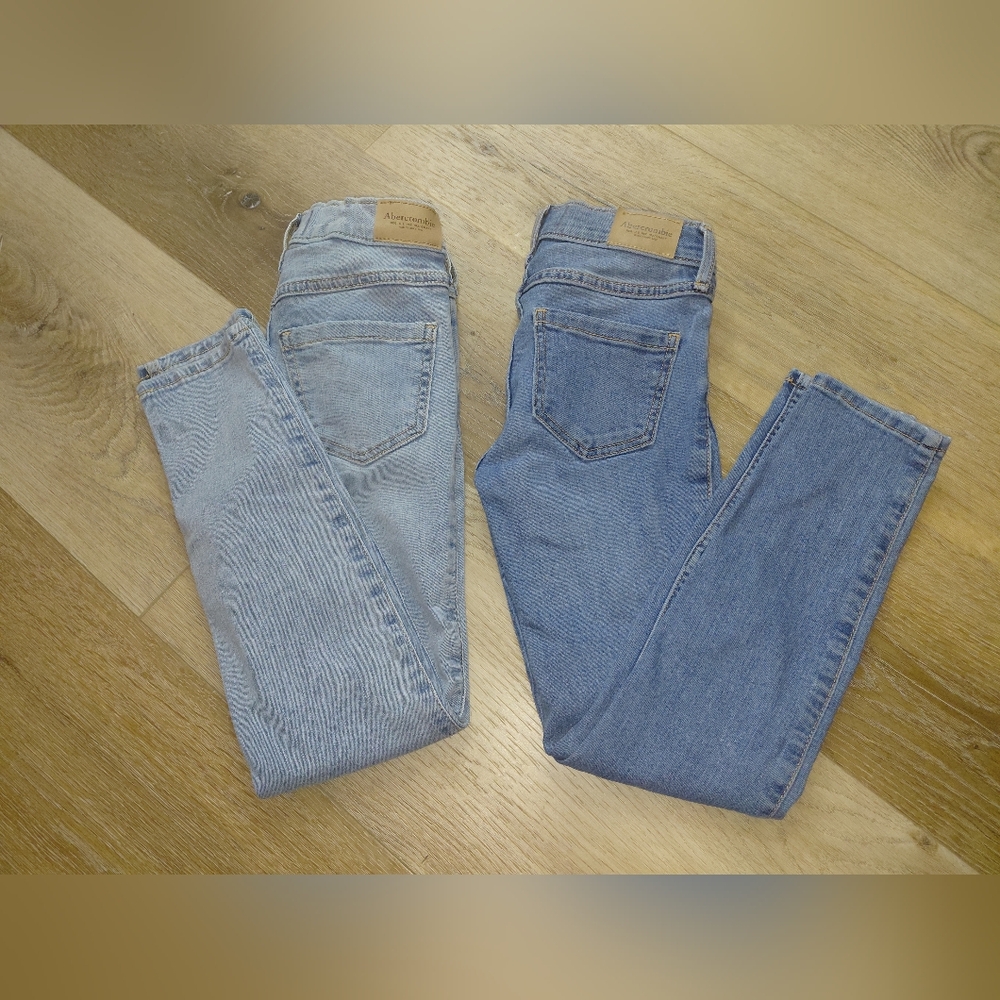 2 Abercrombie Kids Light and Dark Blue Jeans High Rise Jean Legging Sz 7/8